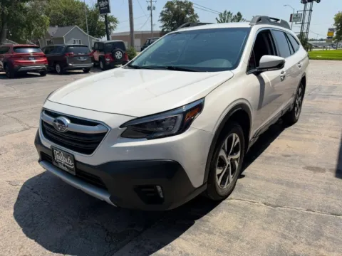 More photos of 2020 Subaru Outback Limited Wagon 4D at Tailgate Motor Co. (Fremont South), NE