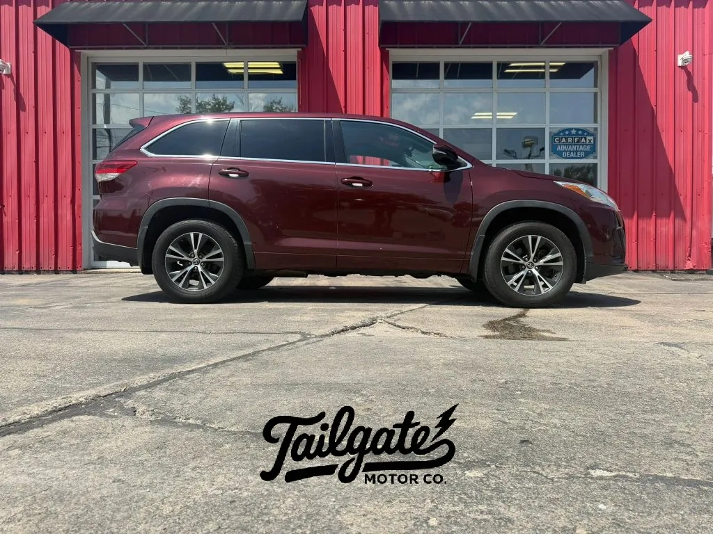 Purple 2018 Toyota Highlander LE Sport Utility 4D for sale in Fremont, NE