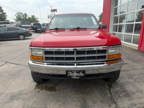 Another view of 1993 Dodge Dakota Club Cab Pickup for sale in Fremont, NE at Tailgate Motor Co. (Fremont South)