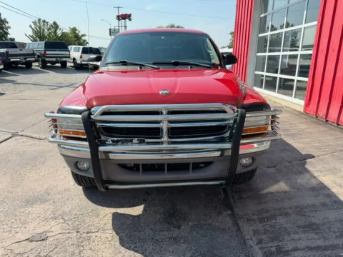 Another view of 2003 Dodge Dakota Club Cab SLT Pickup 2D 6 1/2 ft for sale in Fremont, NE at Tailgate Motor Co. (Fremont South)