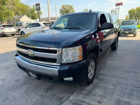 More photos of 2007 Chevrolet Silverado 1500 Extended Cab LT Pickup 4D 6 1/2 ft at Tailgate Motor Co. (Fremont South), NE