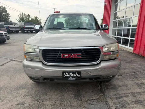 Another view of 2001 GMC Sierra 1500 Regular Cab Short Bed for sale in Fremont, NE at Tailgate Motor Co. (Fremont South)