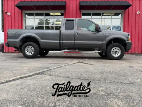Gray 2003 Ford F250 Super Duty Super Cab Lariat Pickup 4D 6 3/4 ft for sale in Fremont, NE
