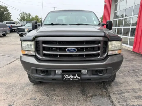 Another view of 2003 Ford F250 Super Duty Super Cab Lariat Pickup 4D 6 3/4 ft for sale in Fremont, NE at Tailgate Motor Co. (Fremont South)