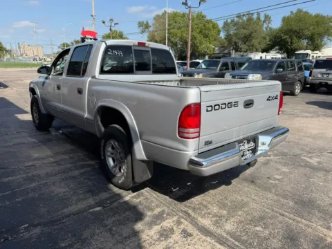 More photos of 2001 Dodge Dakota Quad Cab Pickup at Tailgate Motor Co. (Fremont South), NE