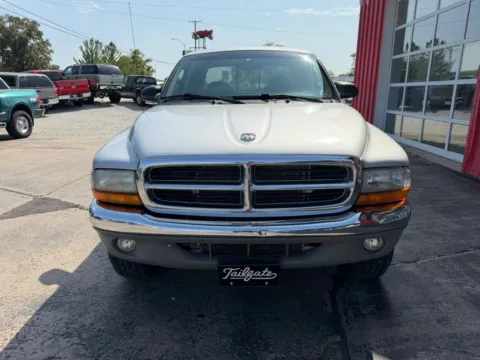 Another view of 2001 Dodge Dakota Quad Cab Pickup for sale in Fremont, NE at Tailgate Motor Co. (Fremont South)