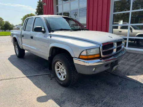 Photos of 2001 Dodge Dakota Quad Cab Pickup for sale in Fremont, NE at Tailgate Motor Co. (Fremont South)