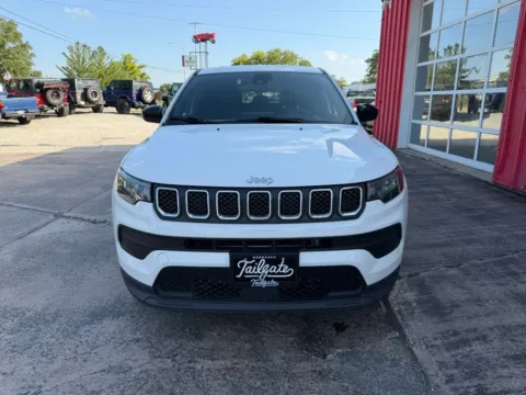 Another view of 2023 Jeep Compass Sport Utility 4D for sale in Fremont, NE at Tailgate Motor Co. (Fremont South)