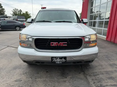Another view of 2000 GMC Yukon XL 1500 Sport Utility for sale in Fremont, NE at Tailgate Motor Co. (Fremont South)