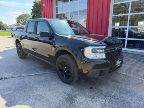 Photos of 2022 Ford Maverick XLT SuperCrew Pickup 4D 4 1/2 ft for sale in Fremont, NE at Tailgate Motor Co. (Fremont South)