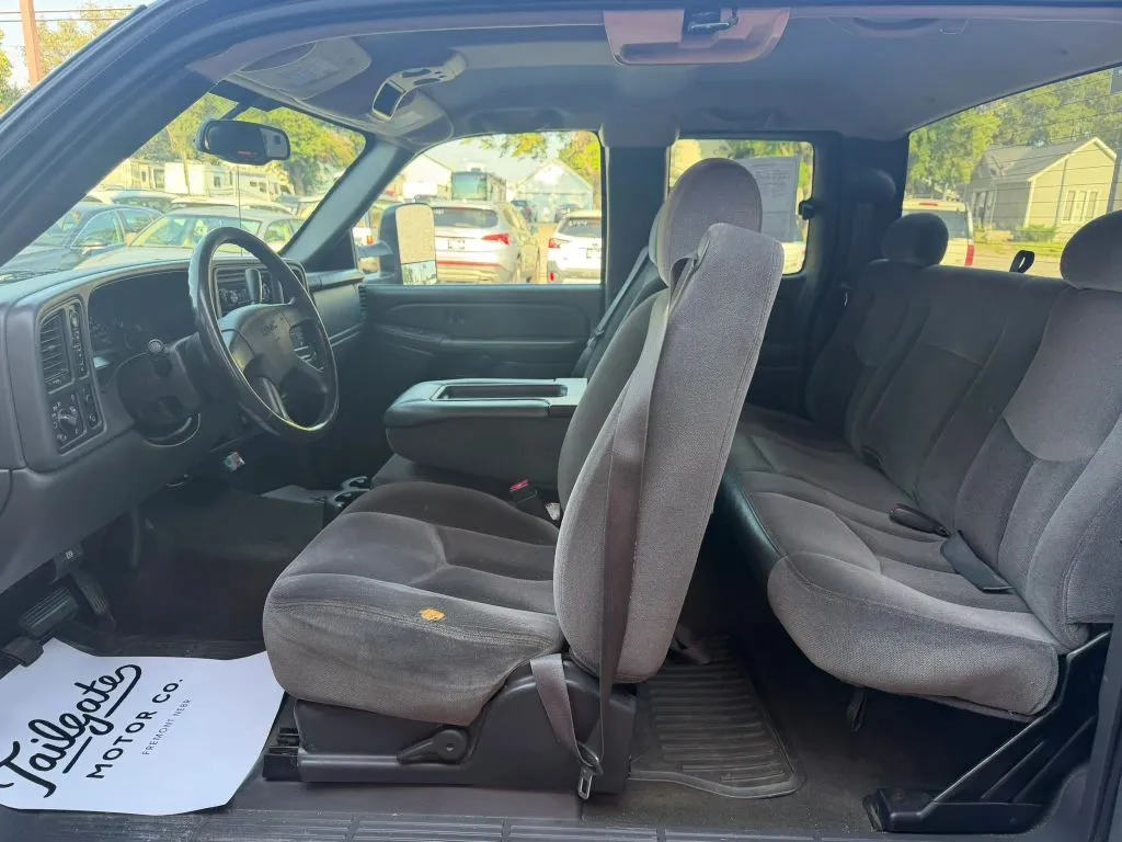 GMC Sierra photo 11