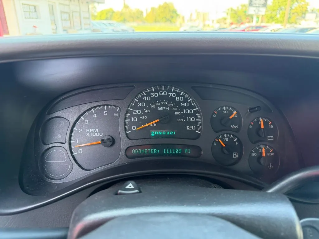 GMC Sierra photo 18