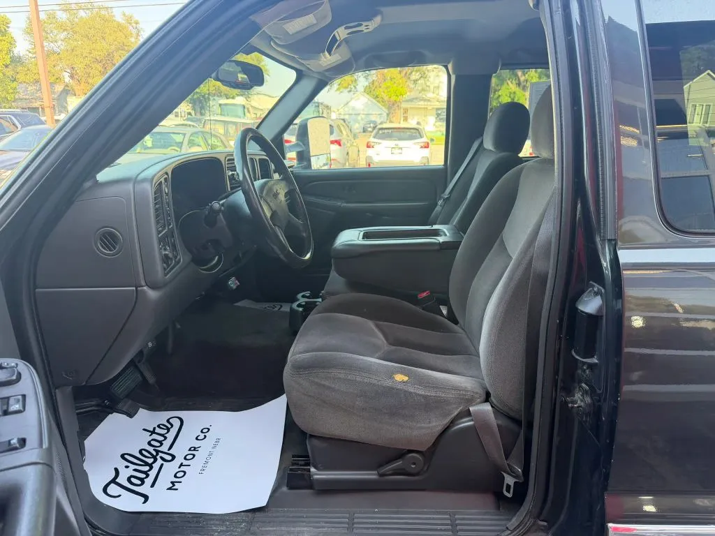 GMC Sierra photo 10
