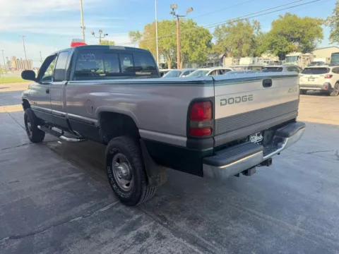 More photos of 1998 Dodge Ram 2500 Quad Cab Short Bed at Tailgate Motor Co. (Fremont South), NE