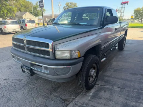 More photos of 1998 Dodge Ram 2500 Quad Cab Short Bed at Tailgate Motor Co. (Fremont South), NE
