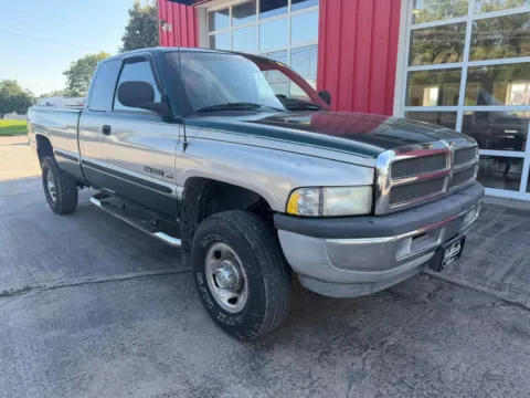Photos of 1998 Dodge Ram 2500 Quad Cab Short Bed for sale in Fremont, NE at Tailgate Motor Co. (Fremont South)