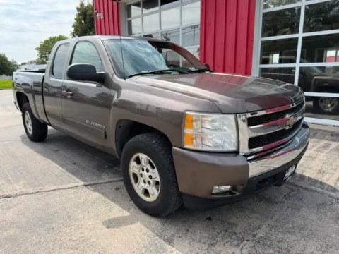 Photos of 2007 Chevrolet Silverado 1500 Extended Cab LT Pickup 4D 6 1/2 ft for sale in Fremont, NE at Tailgate Motor Co. (Fremont South)