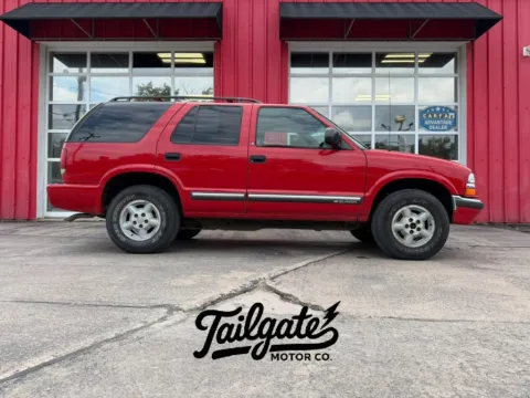 Red 2000 Chevrolet Blazer Sport Utility 4D for sale in Fremont, NE