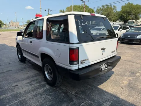 More photos of 1994 MAZDA Navajo LX Sport Utility 2D at Tailgate Motor Co. (Fremont South), NE