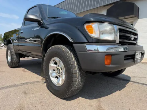 Photos of 2000 Toyota Tacoma Regular Cab Short Bed for sale in Fremont, NE at Tailgate Motor Co. (Fremont South)