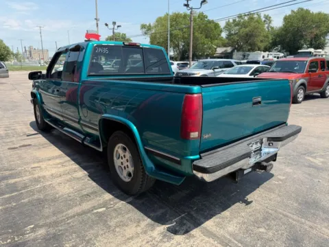 More photos of 1996 Chevrolet 1500 Extended Cab Short Bed at Tailgate Motor Co. (Fremont South), NE