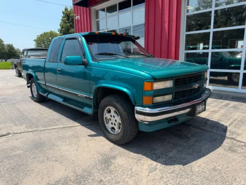 Photos of 1996 Chevrolet 1500 Extended Cab Short Bed for sale in Fremont, NE at Tailgate Motor Co. (Fremont South)