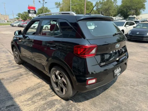 More photos of 2025 Hyundai Venue SEL Sport Utility 4D at Tailgate Motor Co. (Fremont South), NE