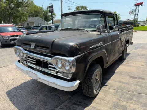 More photos of 1960 Ford Truck at Tailgate Motor Co. (Fremont South), NE