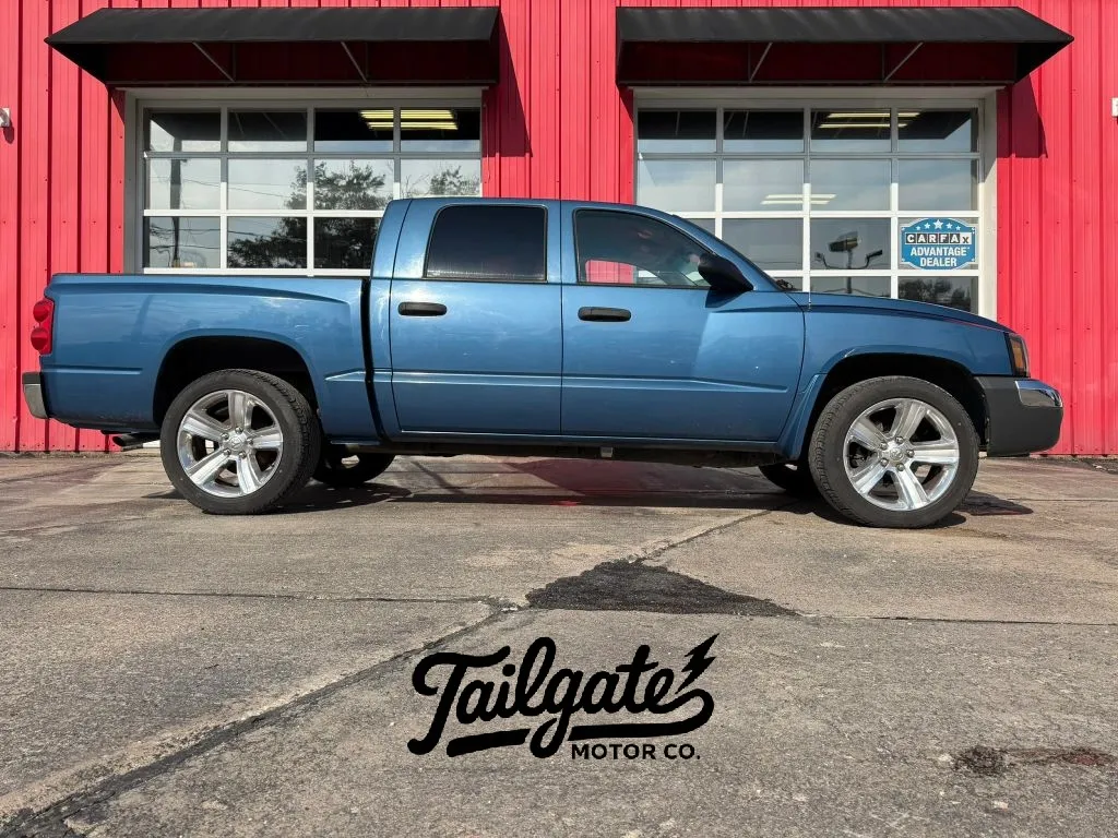 Blue 2005 Dodge Dakota Quad Cab SLT Pickup 4D 5 1/2 ft for sale in Fremont, NE
