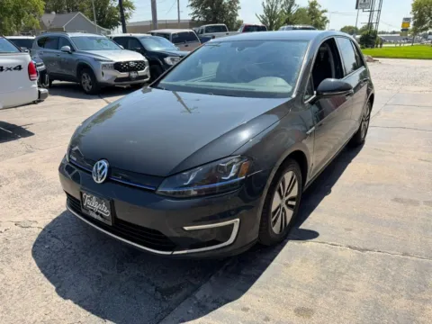 More photos of 2015 Volkswagen e-Golf SEL Premium Hatchback Sedan 4D at Tailgate Motor Co. (Fremont South), NE