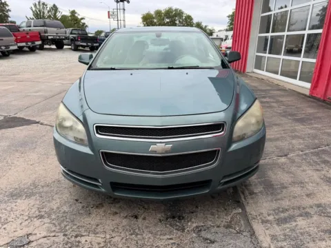 Another view of 2009 Chevrolet Malibu LT Sedan 4D for sale in Fremont, NE at Tailgate Motor Co. (Fremont South)