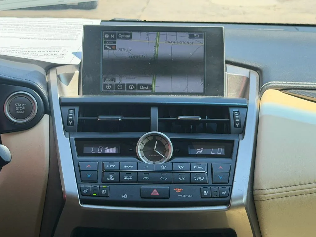 Lexus NX photo 18