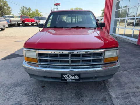 Another view of 1994 Dodge Dakota Club Cab Pickup for sale in Fremont, NE at Tailgate Motor Co. (Fremont South)