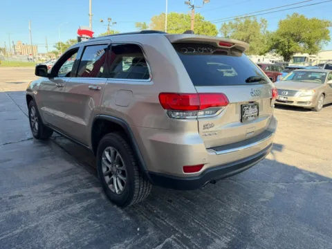 More photos of 2014 Jeep Grand Cherokee Limited Sport Utility 4D at Tailgate Motor Co. (Fremont South), NE