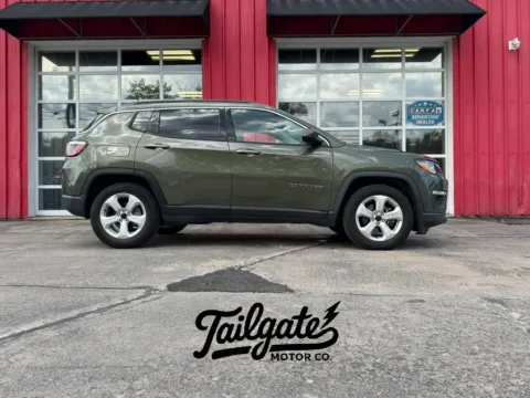 Green 2019 Jeep Compass Latitude Sport Utility 4D for sale in Fremont, NE