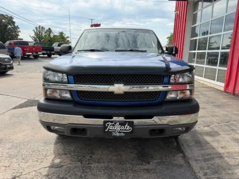 Another view of 2004 Chevrolet Silverado 1500 Extended Cab Z71 Pickup 4D 6 1/2 ft for sale in Fremont, NE at Tailgate Motor Co. (Fremont South)