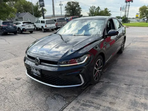 More photos of 2025 Volkswagen Jetta 1.5T SE Sedan 4D at Tailgate Motor Co. (Fremont South), NE