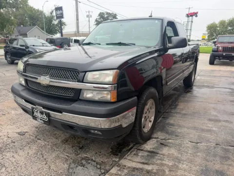 More photos of 2005 Chevrolet Silverado 1500 Extended Cab LT Pickup 4D 6 1/2 ft at Tailgate Motor Co. (Fremont South), NE