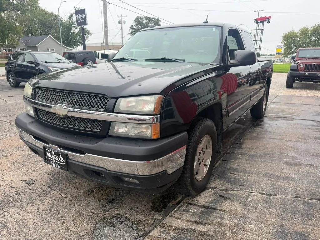 Chevrolet Silverado photo 4