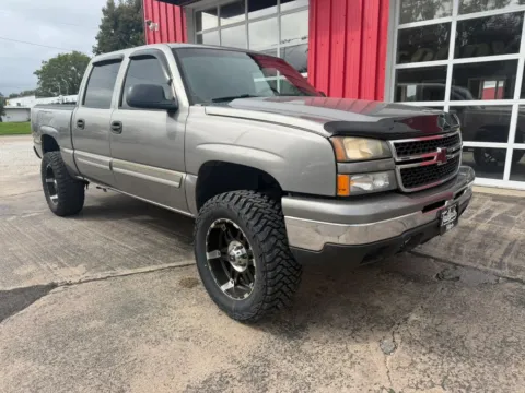 Photos of 2006 Chevrolet Silverado 1500 Crew Cab LT Pickup 4D 5 3/4 ft for sale in Fremont, NE at Tailgate Motor Co. (Fremont South)