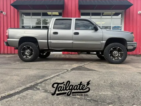 Silver 2006 Chevrolet Silverado 1500 Crew Cab LT Pickup 4D 5 3/4 ft for sale in Fremont, NE