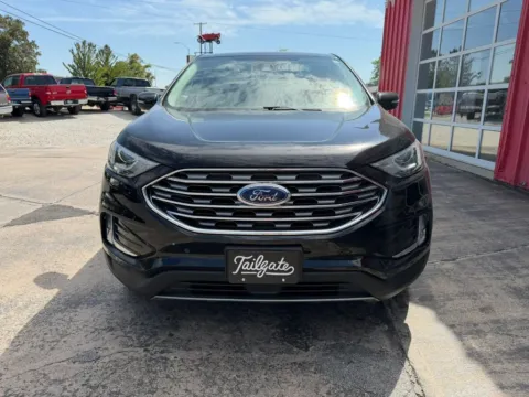 Another view of 2020 Ford Edge Titanium Sport Utility 4D for sale in Fremont, NE at Tailgate Motor Co. (Fremont South)