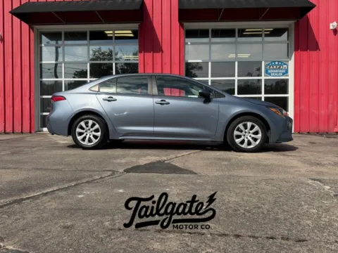 Gray 2022 Toyota Corolla LE Sedan 4D for sale in Fremont, NE