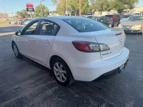 More photos of 2011 MAZDA MAZDA3 i Touring Sedan 4D at Tailgate Motor Co. (Fremont South), NE