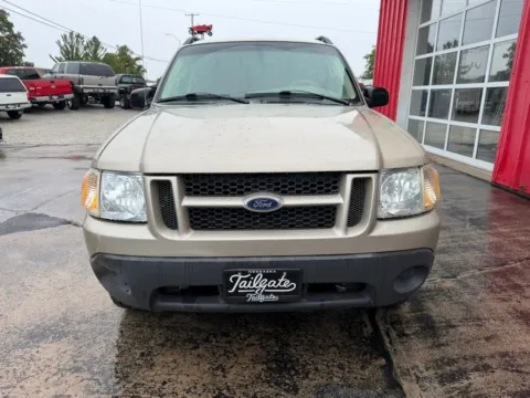 Another view of 2004 Ford Explorer Sport Trac XLT Sport Utility Pickup 4D for sale in Fremont, NE at Tailgate Motor Co. (Fremont South)