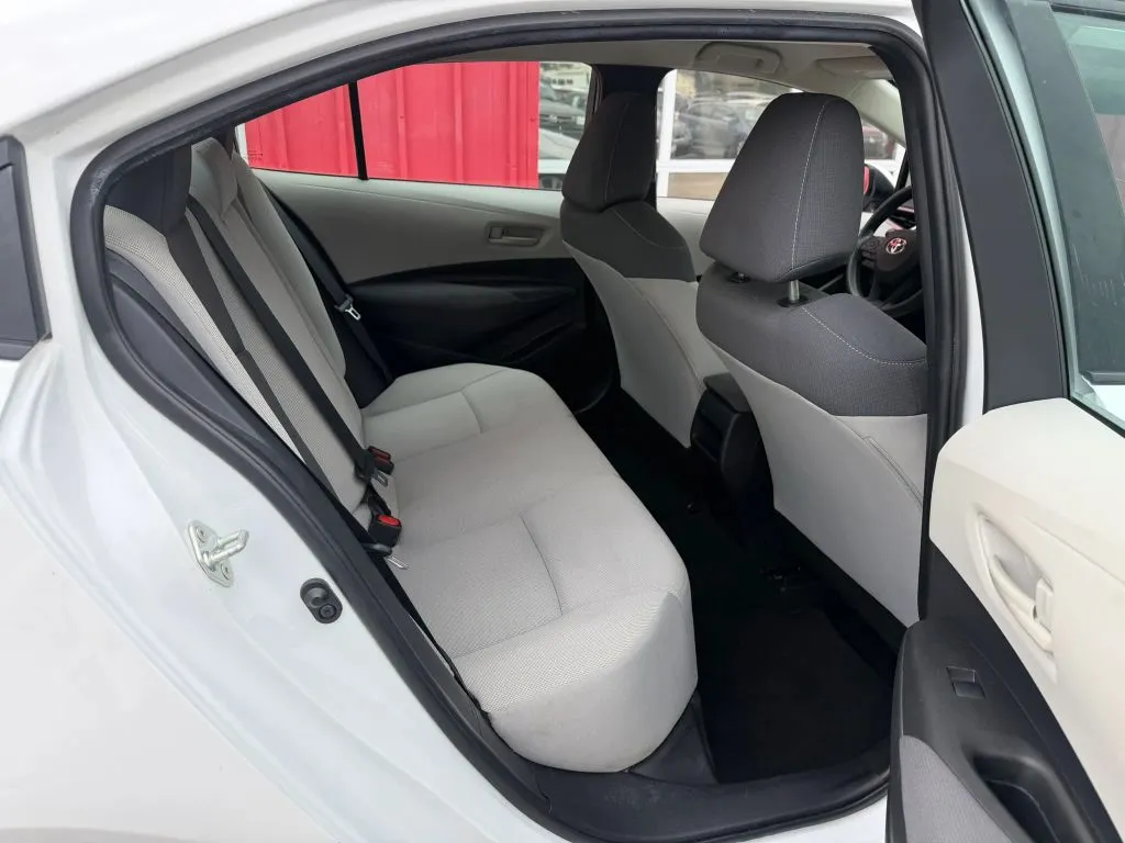 Toyota Corolla photo 15