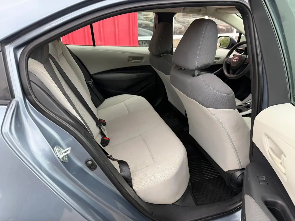 Toyota Corolla photo 16