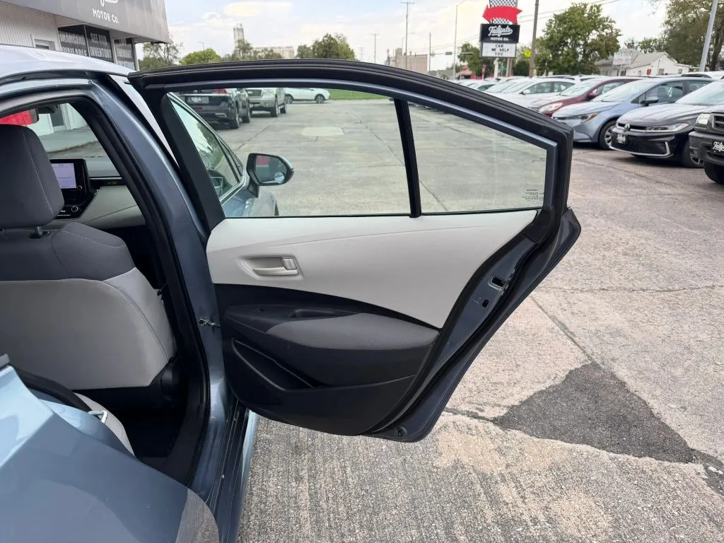 Toyota Corolla photo 15