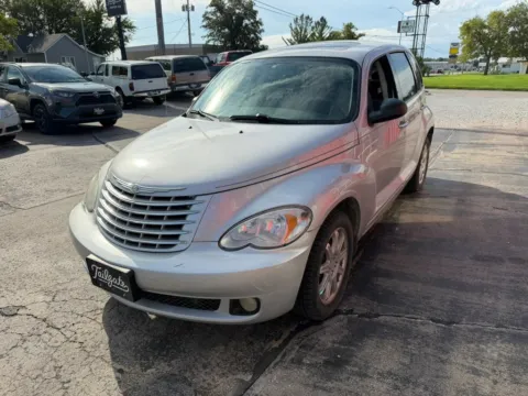 More photos of 2007 Chrysler PT Cruiser Limited Sport Wagon 4D at Tailgate Motor Co. (Fremont South), NE