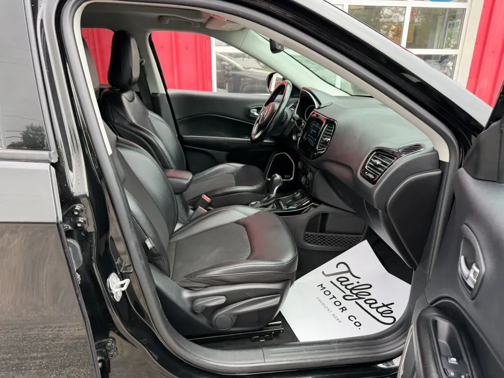 Jeep Compass photo 14